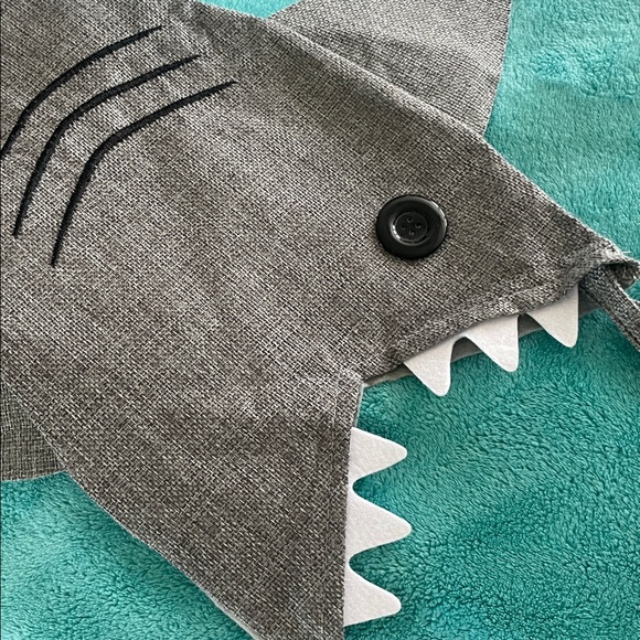 Gray Shark bag or even stocking with Button eye - Picture 2 of 8